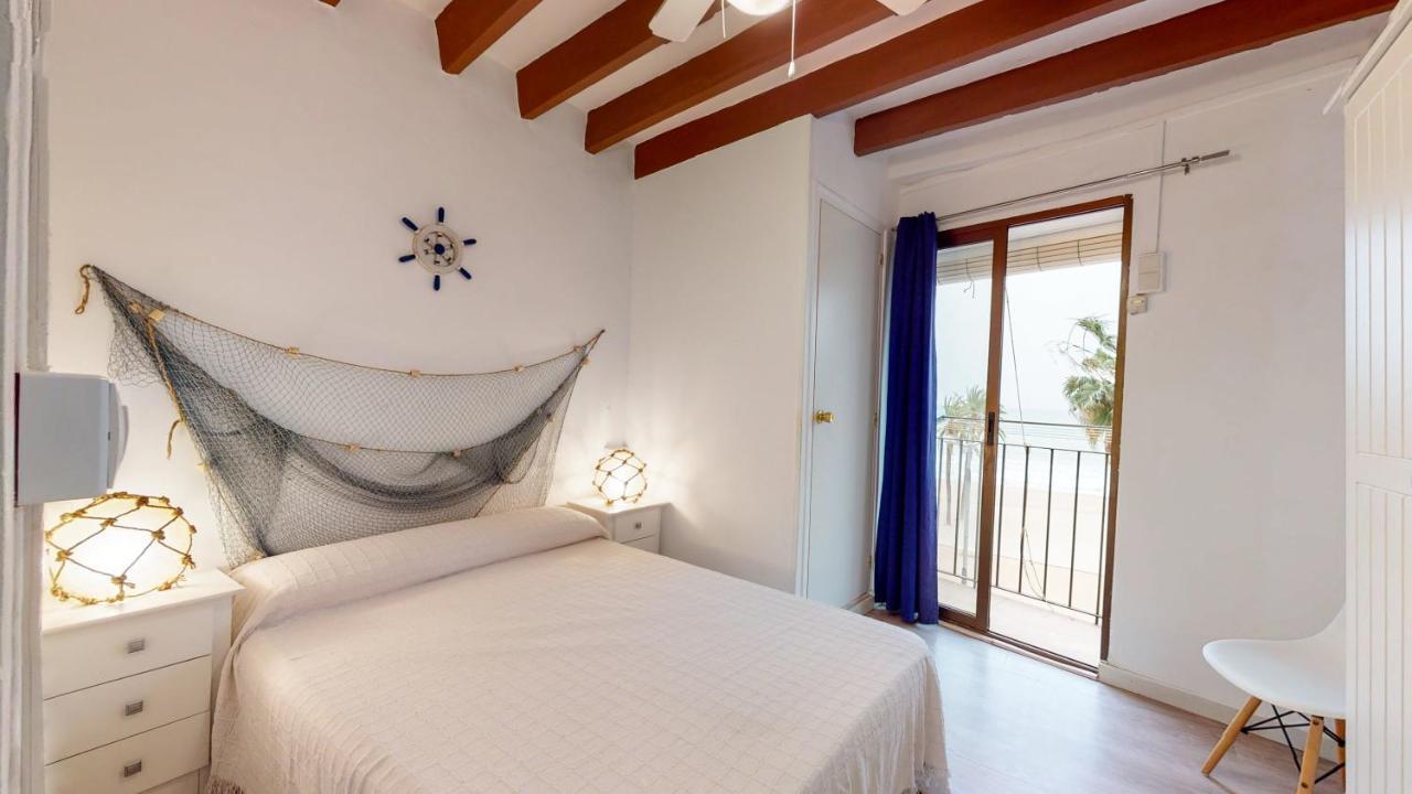 Apartamento En Primera Linea De Playa De Villajoyosa Eksteriør billede